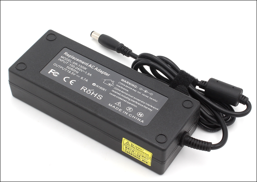 Cargador Compatible Dell 19.5V 6.7A Punta Negra 7.4*5.0 All in One 130W EKO